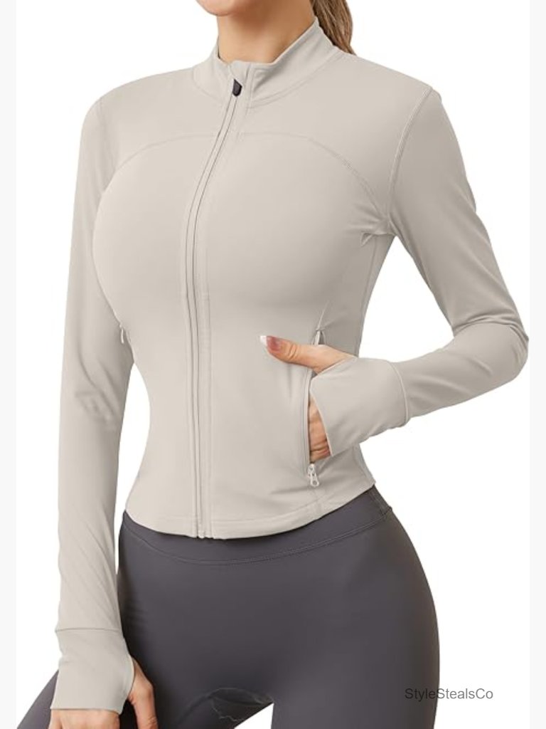 Women's Slim Fit Zip Up Workout Jacket With Thumb Holes And Pockets